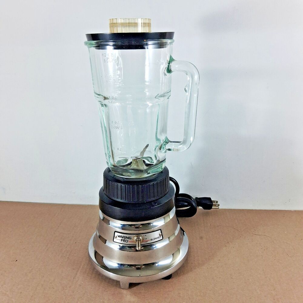 Waring Pro Commercial Blender Model 51BL16 Glass Pitcher 2 Speed Chrome 40oz